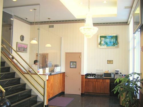 Red Carpet Inn Brooklyn New York Bagian luar foto